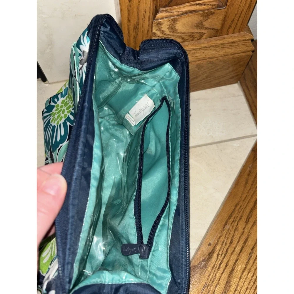 Thirty One Cosmetic Bag Makeup Plastic Lined Zipper Close  (Retired)